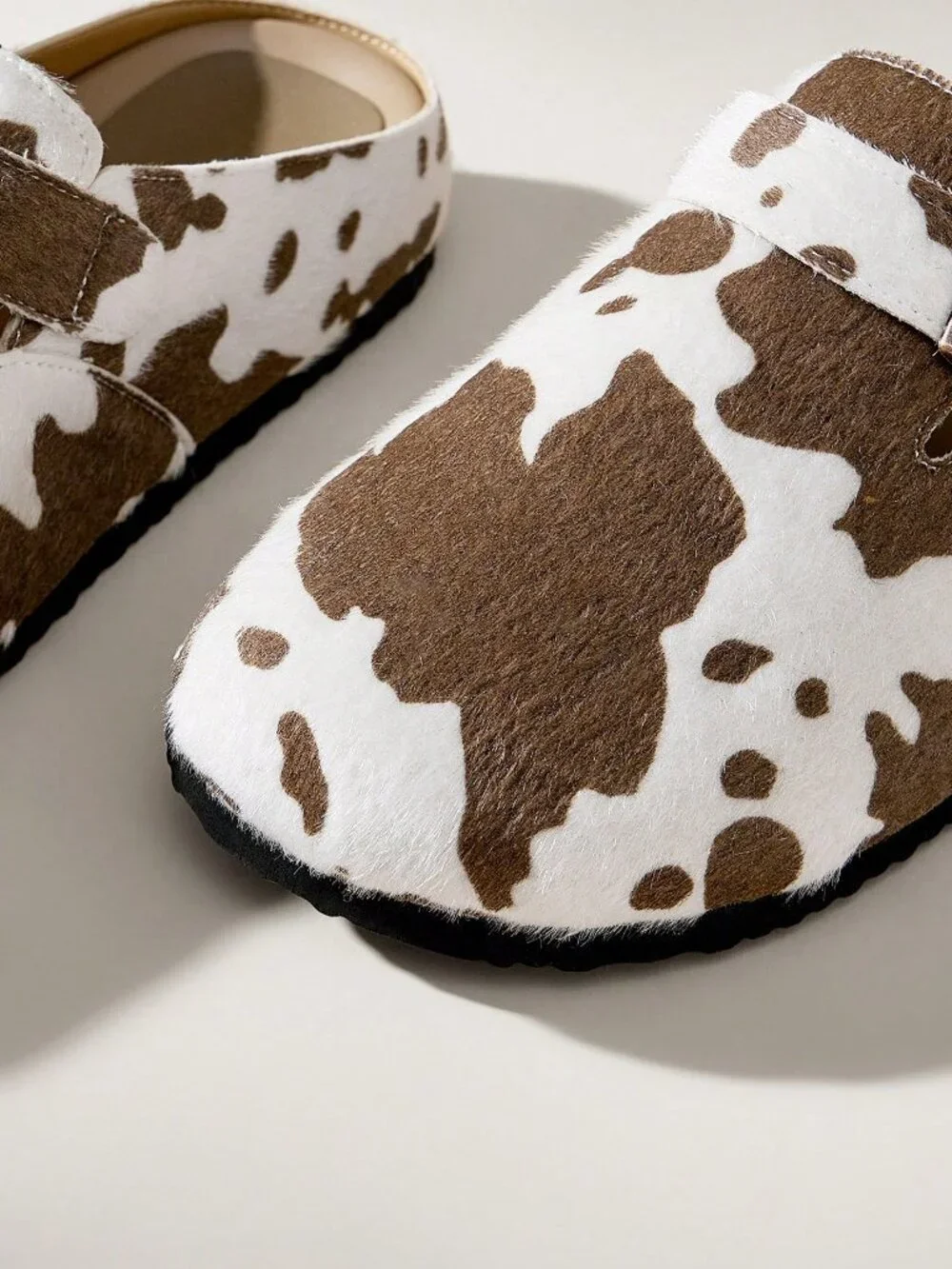 Brown Casual Women's Flat Shoes